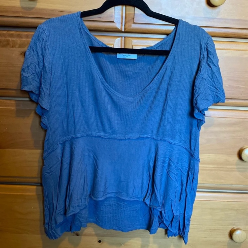 4/25$ Levander Field Flowy Summer Tee Top